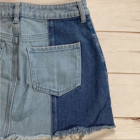 PacSun Patch Work Jean Skirt - Picture 9 of 9